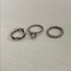 Set of 3 Pandora rings in sizes 4.5-6